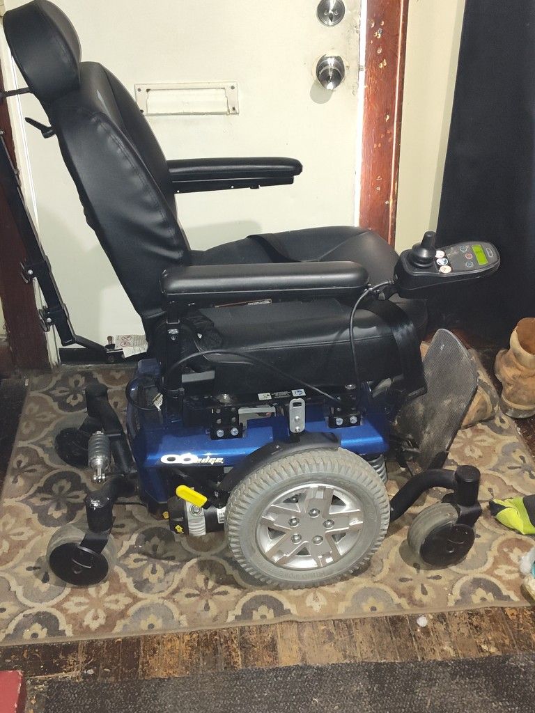 Mobility Scooter - Quantum Q6