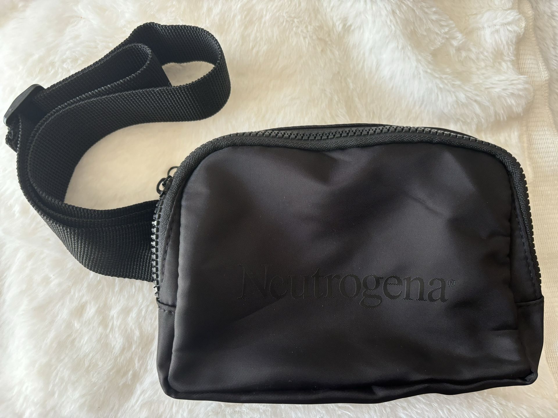FannyPack/ChestSling -Neutrogena
