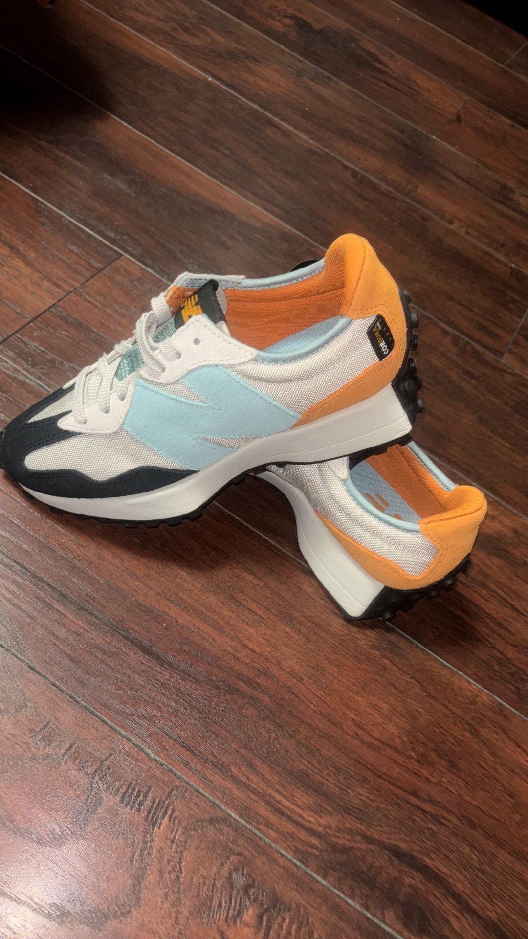 New Balance Shoes 327 'Moonbeam Madras Orange