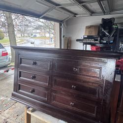 6 Drawer Dresser (project) 