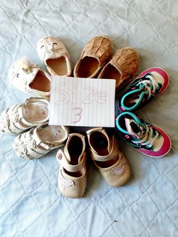 Baby shoes size 3