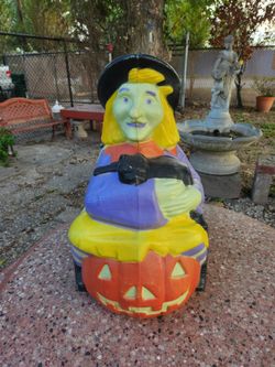 Rare - 1993 Halloween Blow Mold Witch