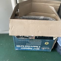 Brand New Char Broil Grill 