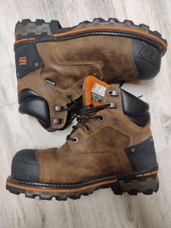 Timberland  PRO men's boondocks 6 inch composite safety toy waterproof industrial work boots to size 8,5 M .  Like New.