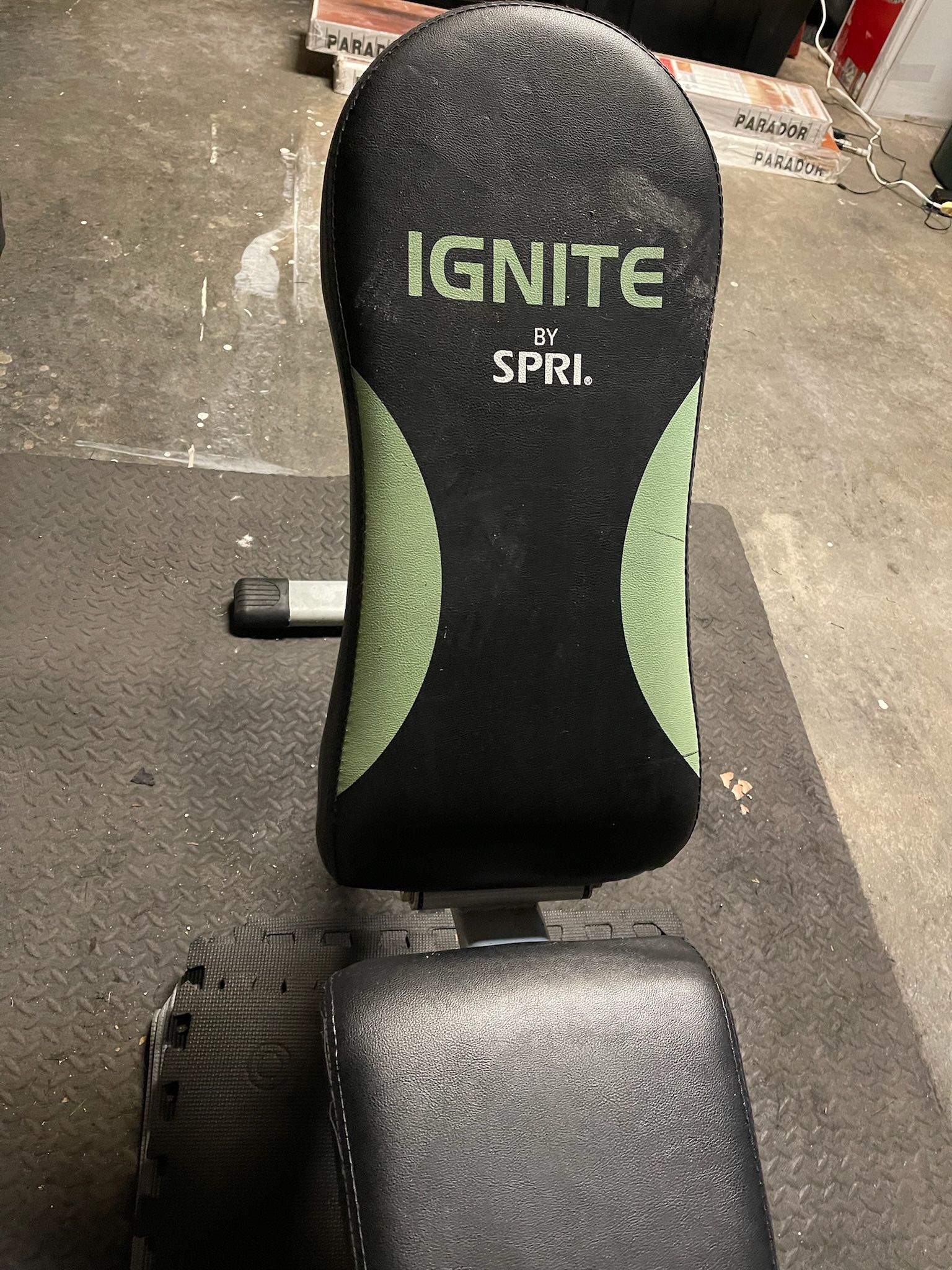 Ignite- WORKOUT BENCH