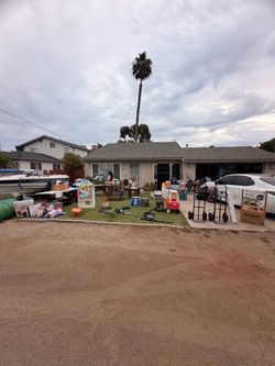MOVING SALE - Lemon Grove