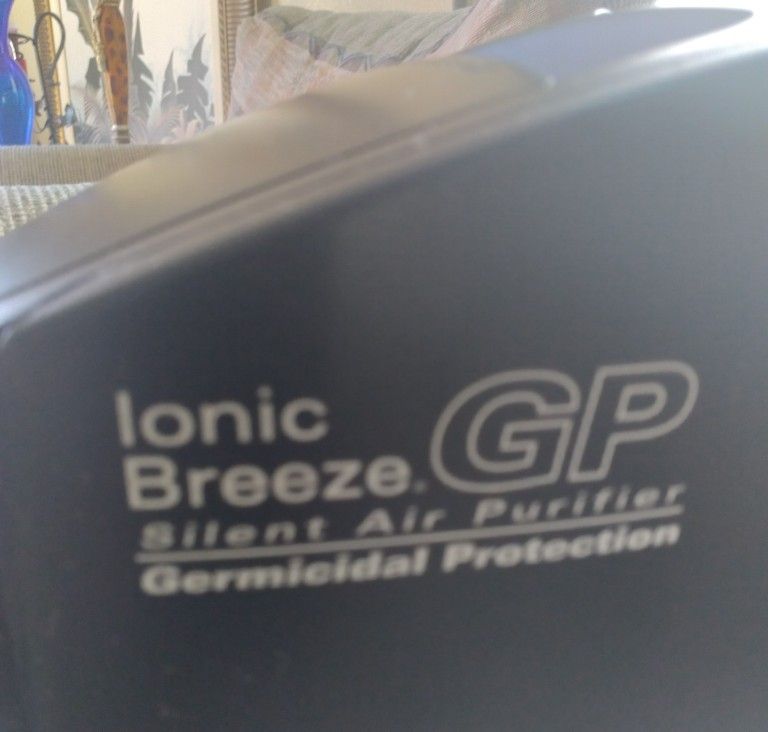 Ionic Breeze GP Silent Air Purifier