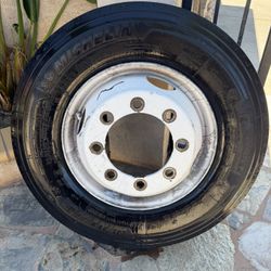 265/70/19.50 Wheel & Tire Michelin 80/90% Thread / Barely Used