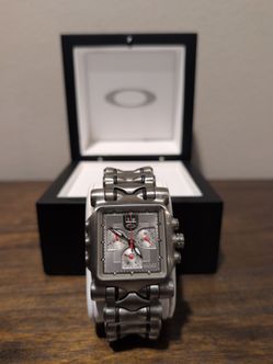 Oakley Minute Machine Watch