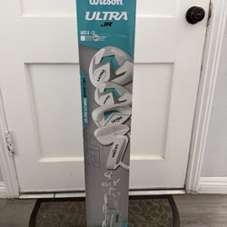 Wilson Ultra JR Complete Junior Golf Club Set left handed - Girls Ages 8-11 (Medium)