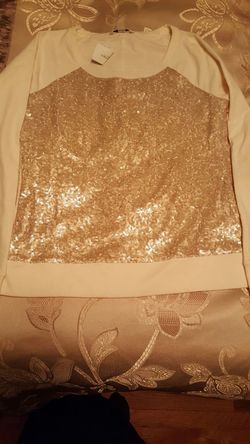 Banana Republic brand new sweater with sequins
