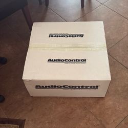 Audio control savoy G4 Amp New 