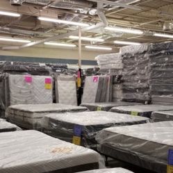 💤😴 NEW!!  Still in Plastic Mattress Liquidation TWIN KING FULL QUEEN IN PLASTIC!!  🚛Delivery is Available💤 😴 