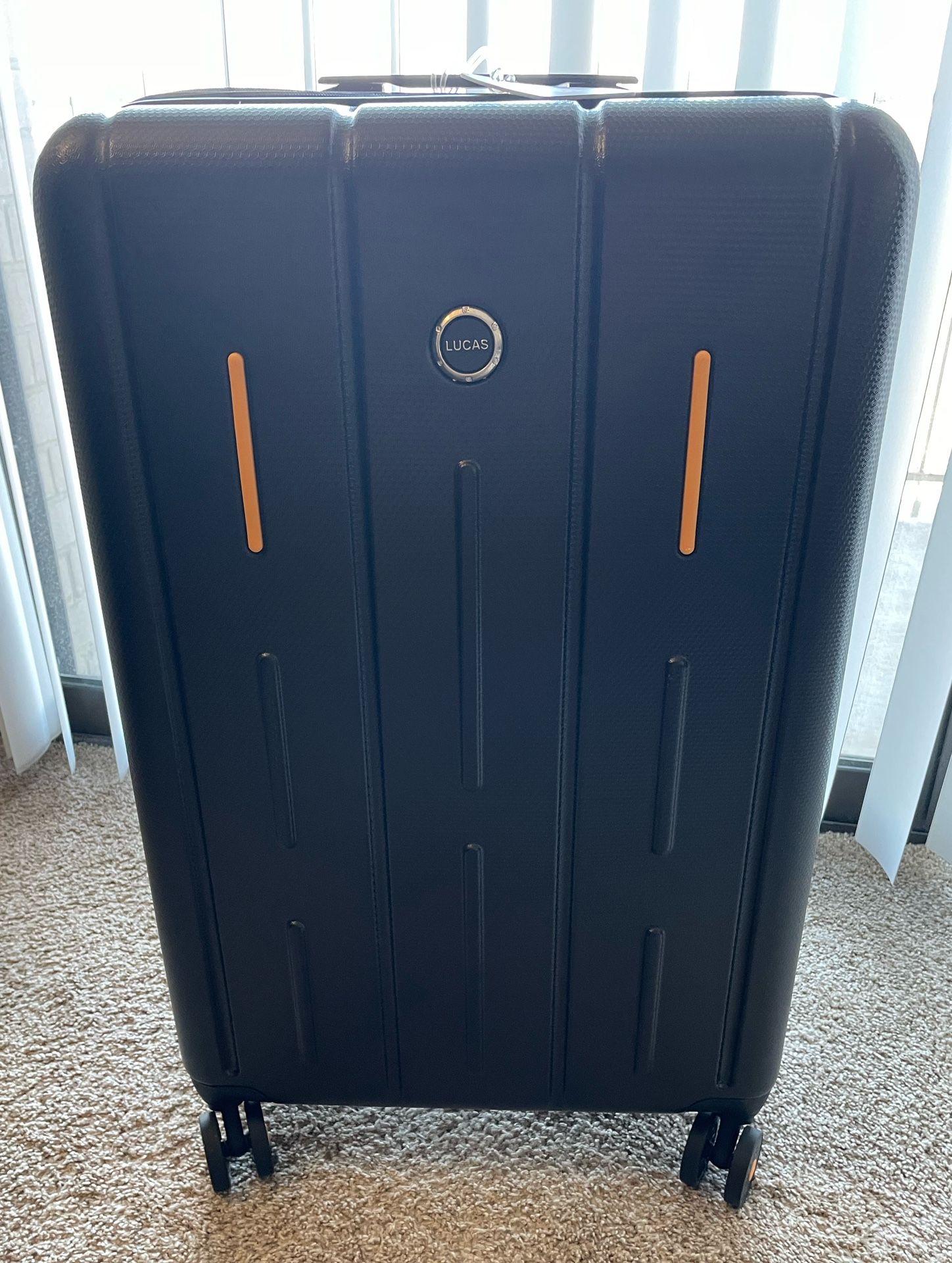 28” Hard Shell Expandable Luggage