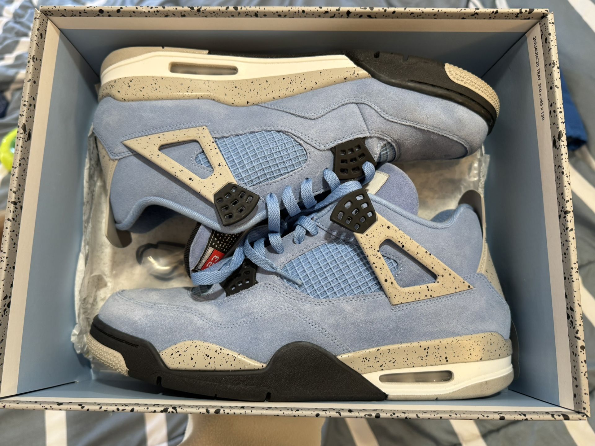Jordan 4 University Blue