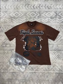 Brown Triple Seven graphic tee