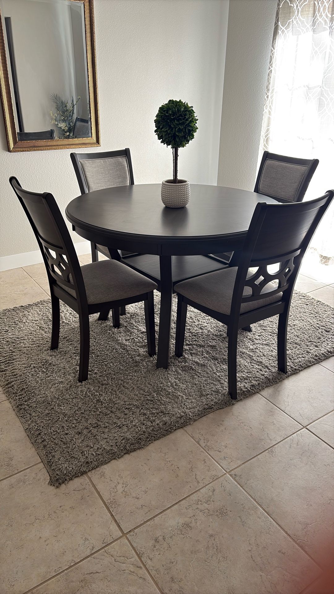 Dining room table set