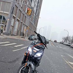 Moped Fly Wing 200cc