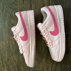 Pink Nike Dunk 