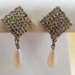 Clipon Costume Jewelry Earrings 