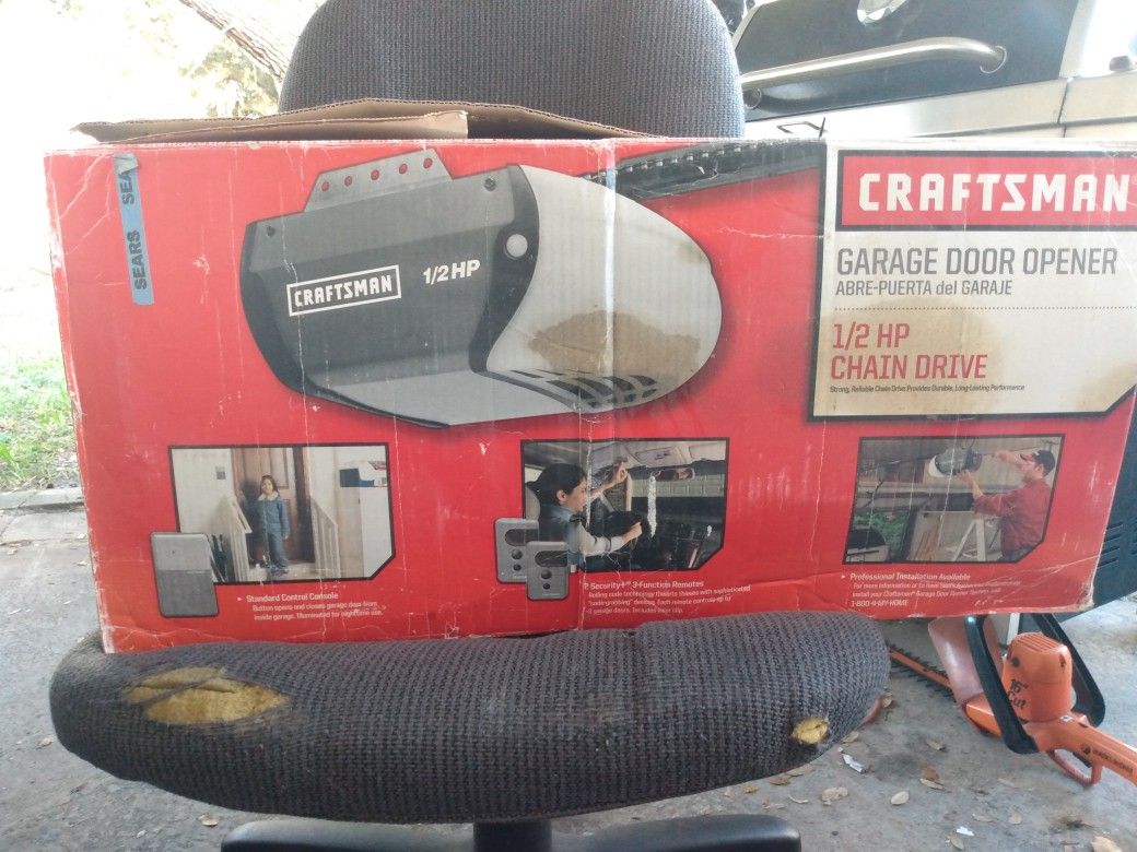 Craftsman 1/2 horsepower garage door opener