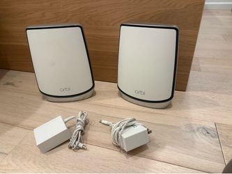 NETGEAR Orbi Tri-Band WiFi 6 Mesh Router + Satellite (RBK852)