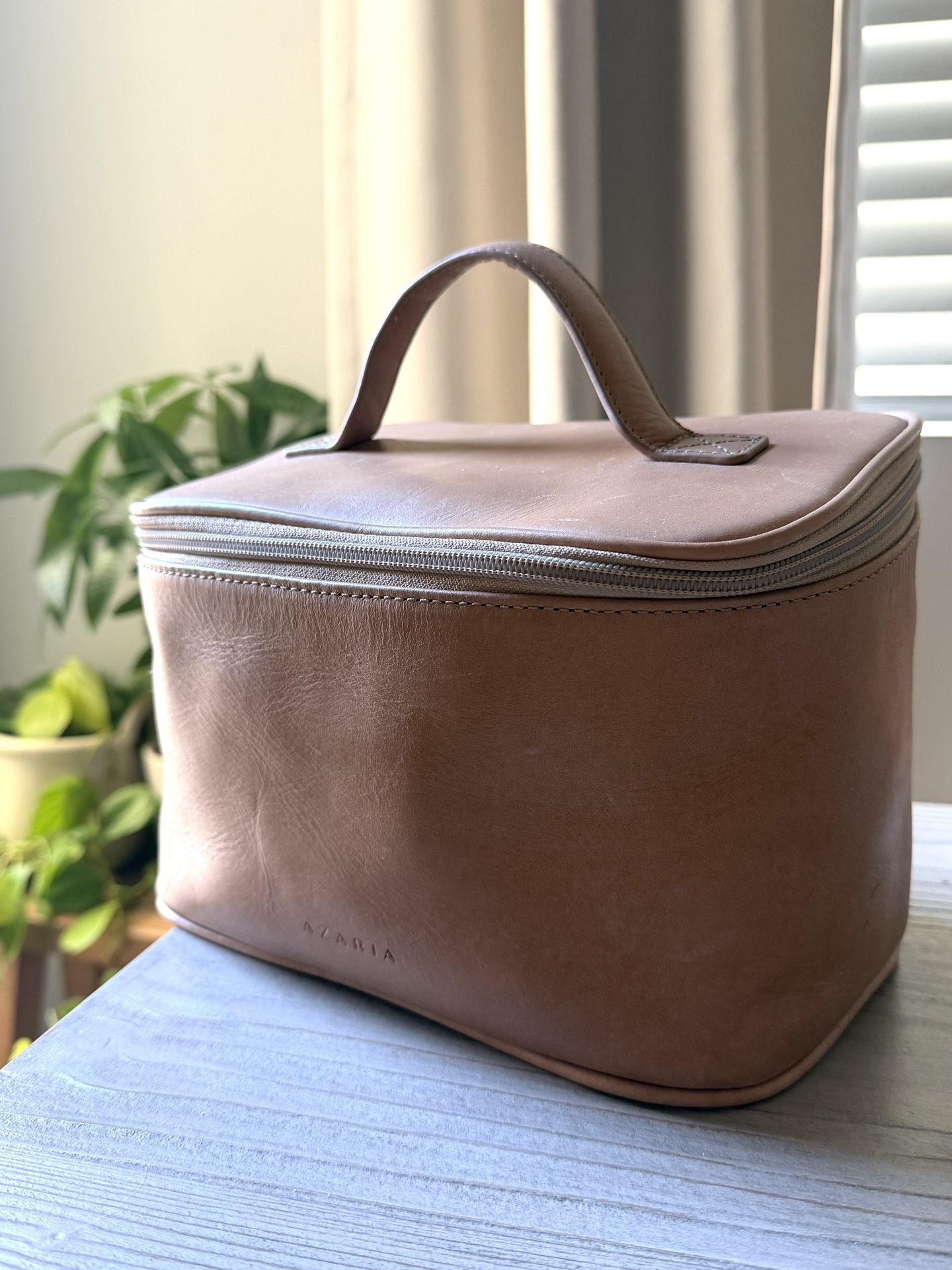 Azaria Madeleine Luxe Leather Beauty Bag