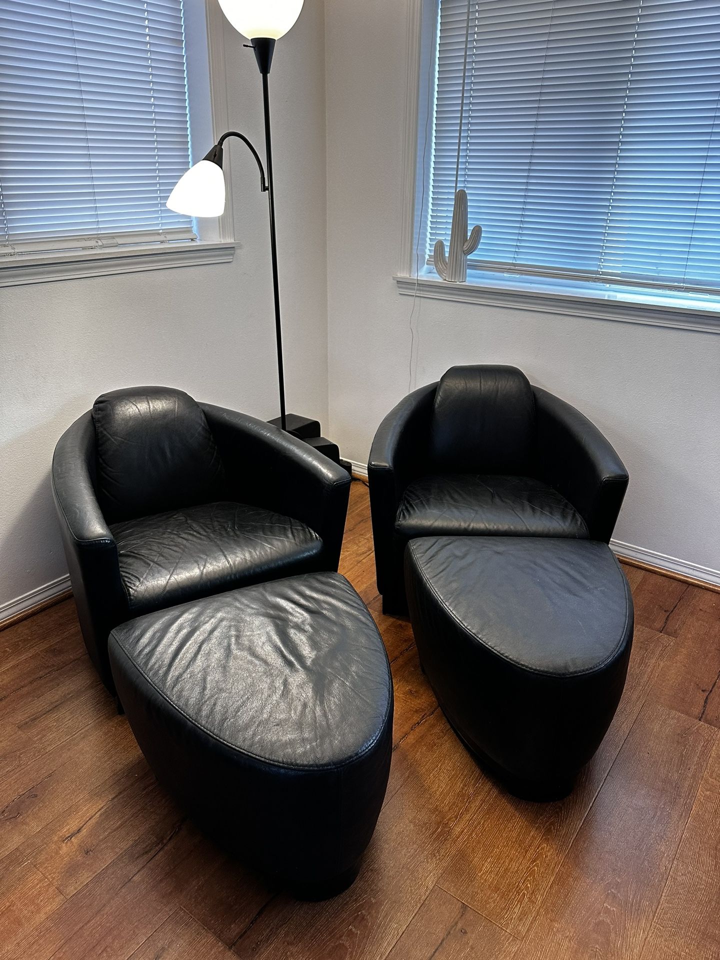 Modern Super Comfortable Leather Chairs with matching ottoman