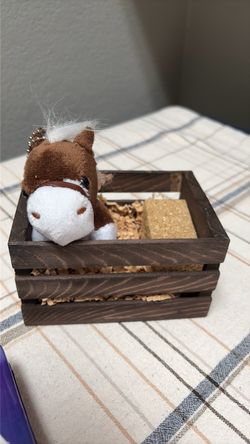 Mini horse party supplies