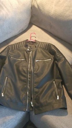 💥Forever 21 BLK. (Large) Leather Look Jacket $25