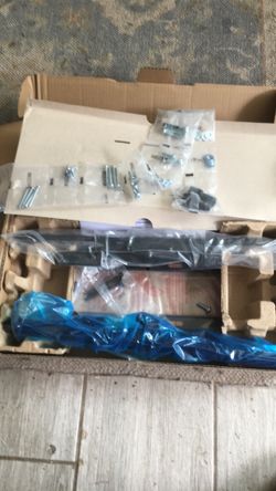 Tilting tv wall mount