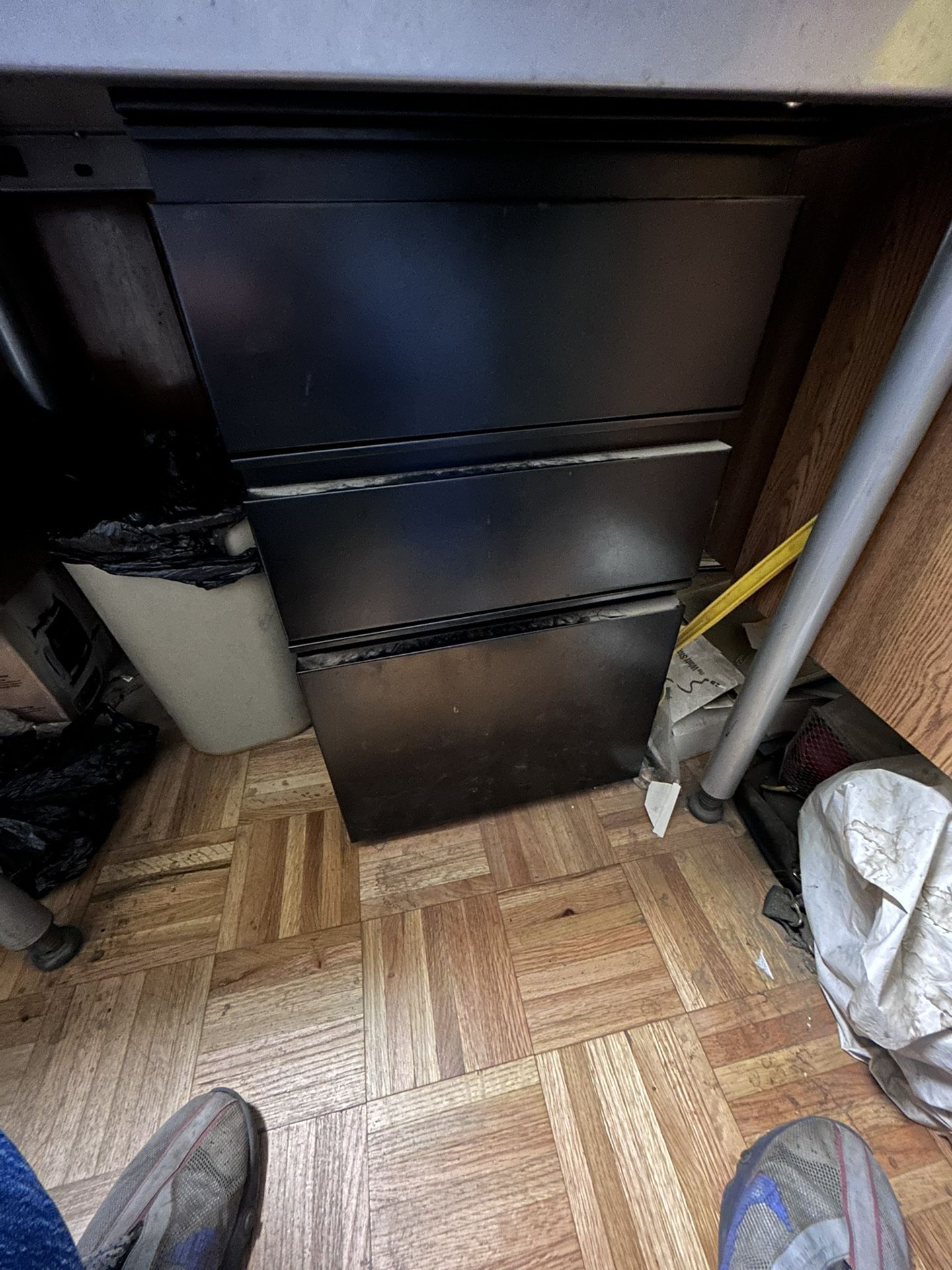 Metal Under Desk Filing Cabinet
