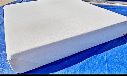 🌙👑 KING Tempur-Pedic Contour Memory Foam Mattress — Like New | 🚚 DELIVERY AVAILABLE