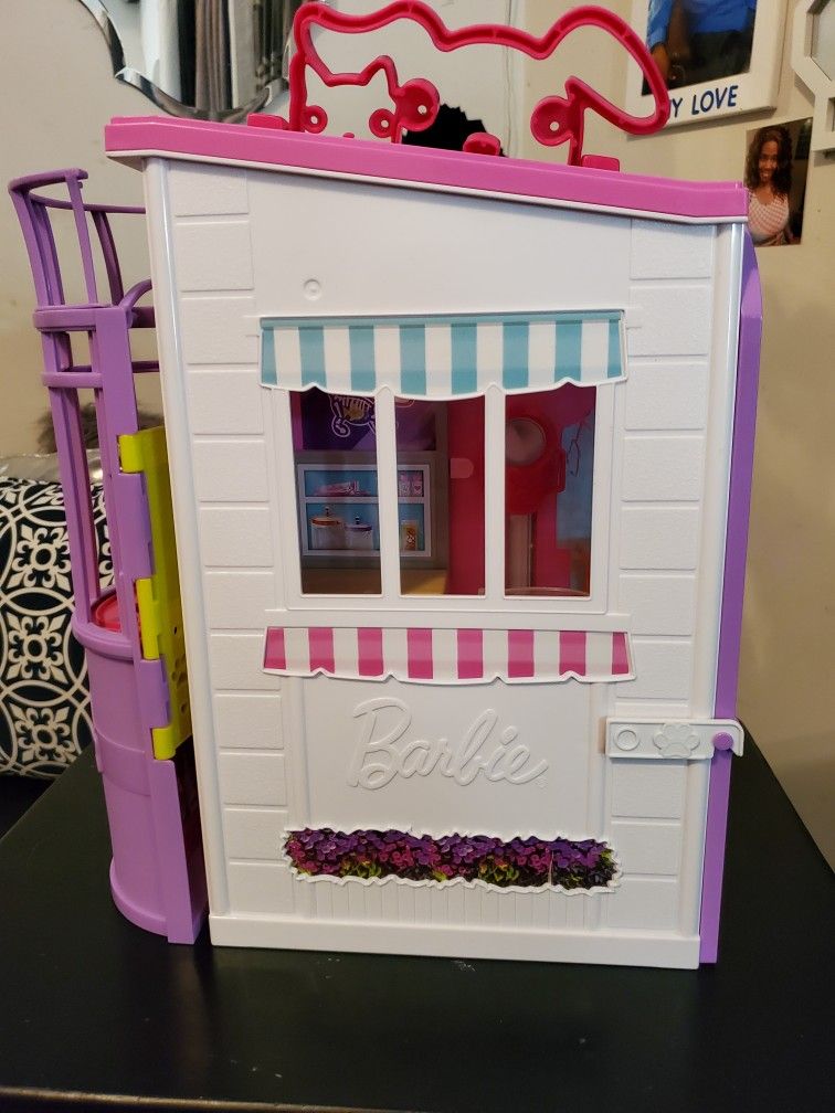 Barbie Pet Carrier House