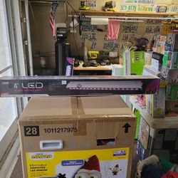 FEIT  4ft.LED PLANT GROW LIGHT/