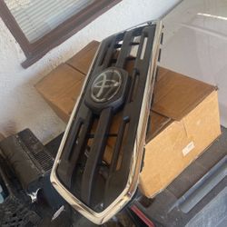 2016 - 2023 Toyota Tacoma Grille