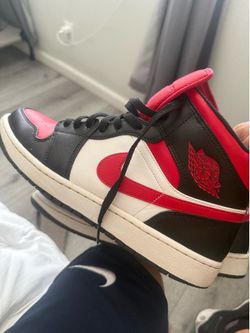 Air Jordan 1 Mid
