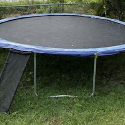 14Ft Trampoline 