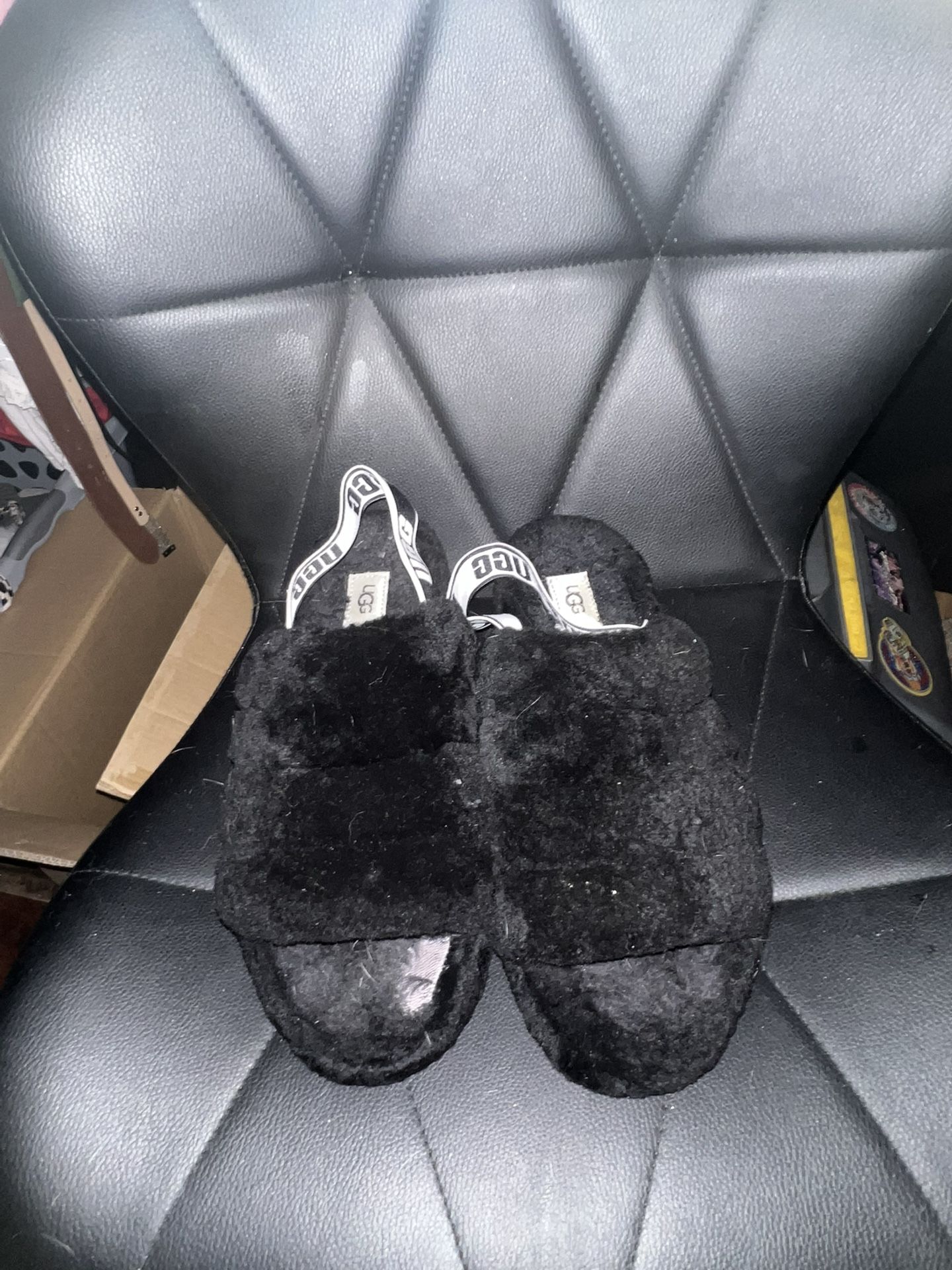 size 9 ugg slippers