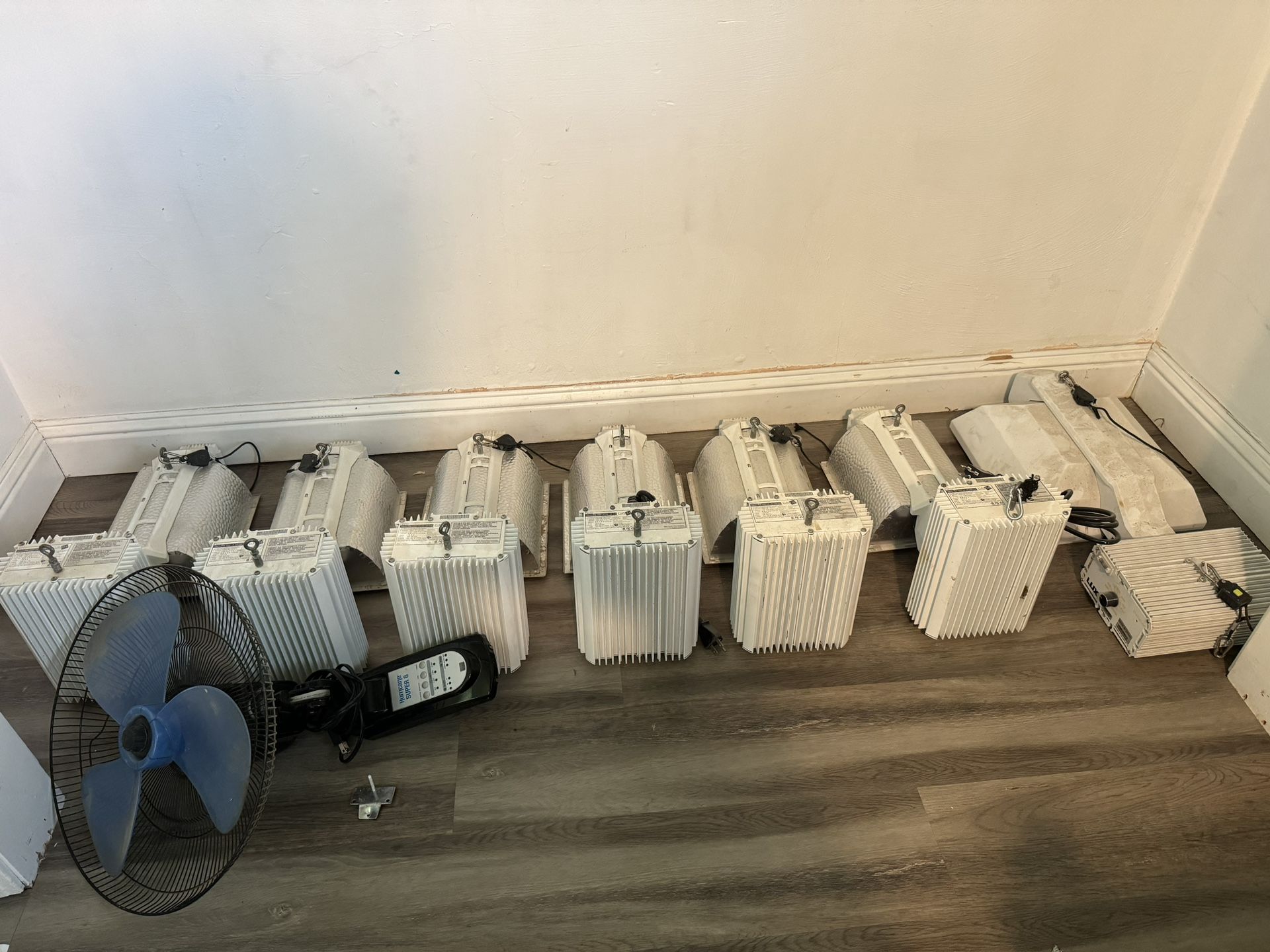 Grow Equipment.