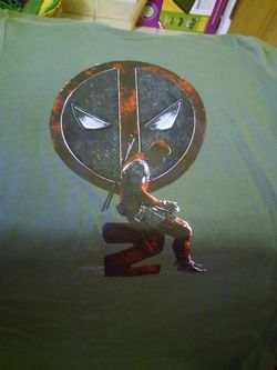 MARVEL DEADPOOL T-SHIRT