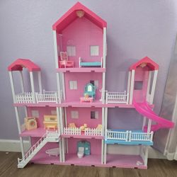 Big Doll House 
