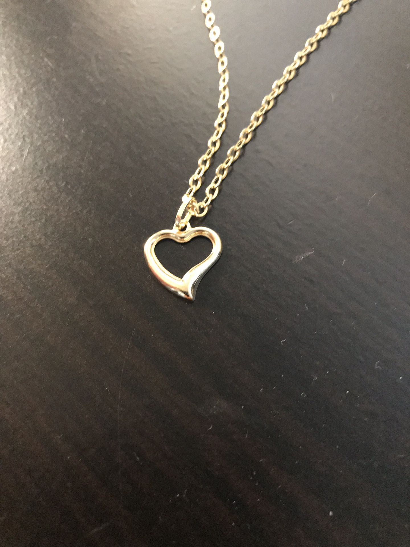 18 Karat heart pendant necklace pure Saudi gold