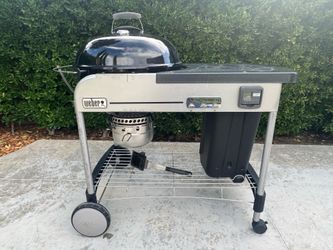Weber charcoal grill