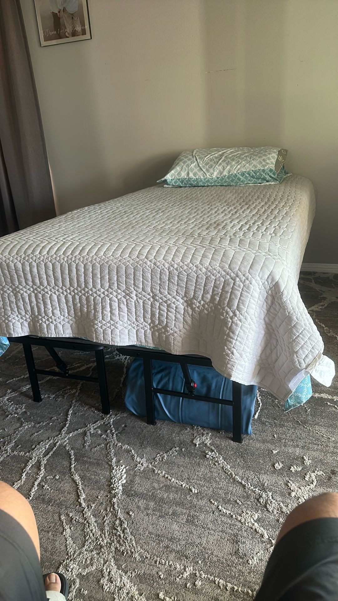 Twin Bed