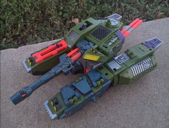 Transformers Armada megatron tank