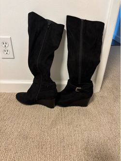Black boots