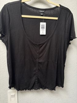 NEW Torrid 2 button up Tee ( pointelle fabric )