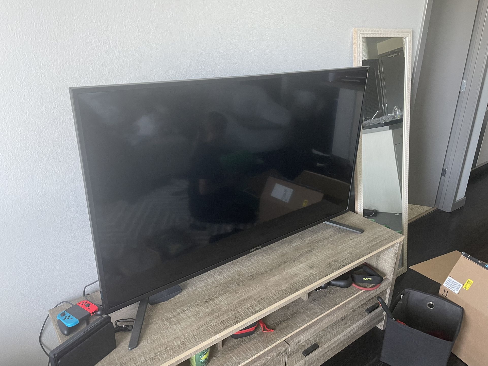 55” TV