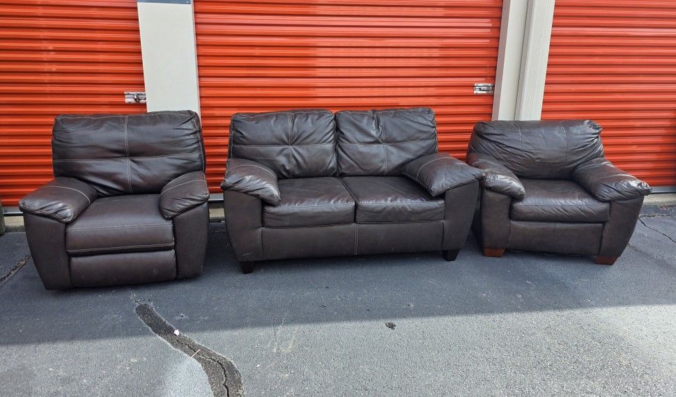 Brown loveseat and 2 side chairs(1 reclines)